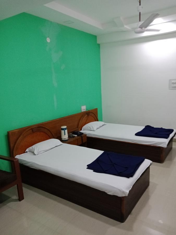 Hotel Sahara Palace Bhuj Exterior photo